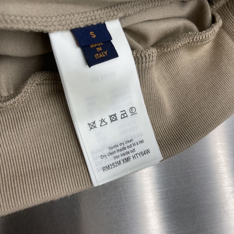 l0vis Vvtt0n t-shirt